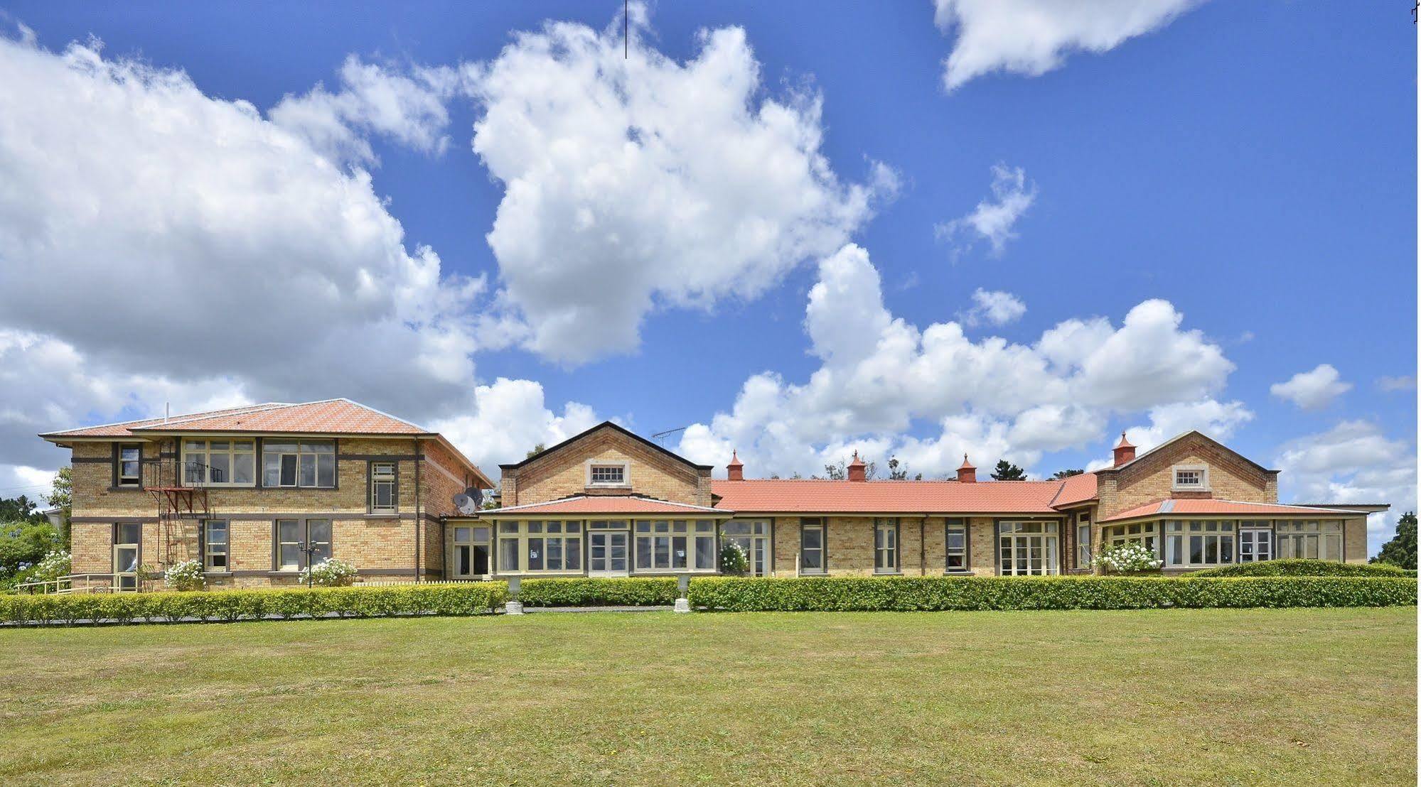 מלון הונטלי Manor Views Nz מראה חיצוני תמונה