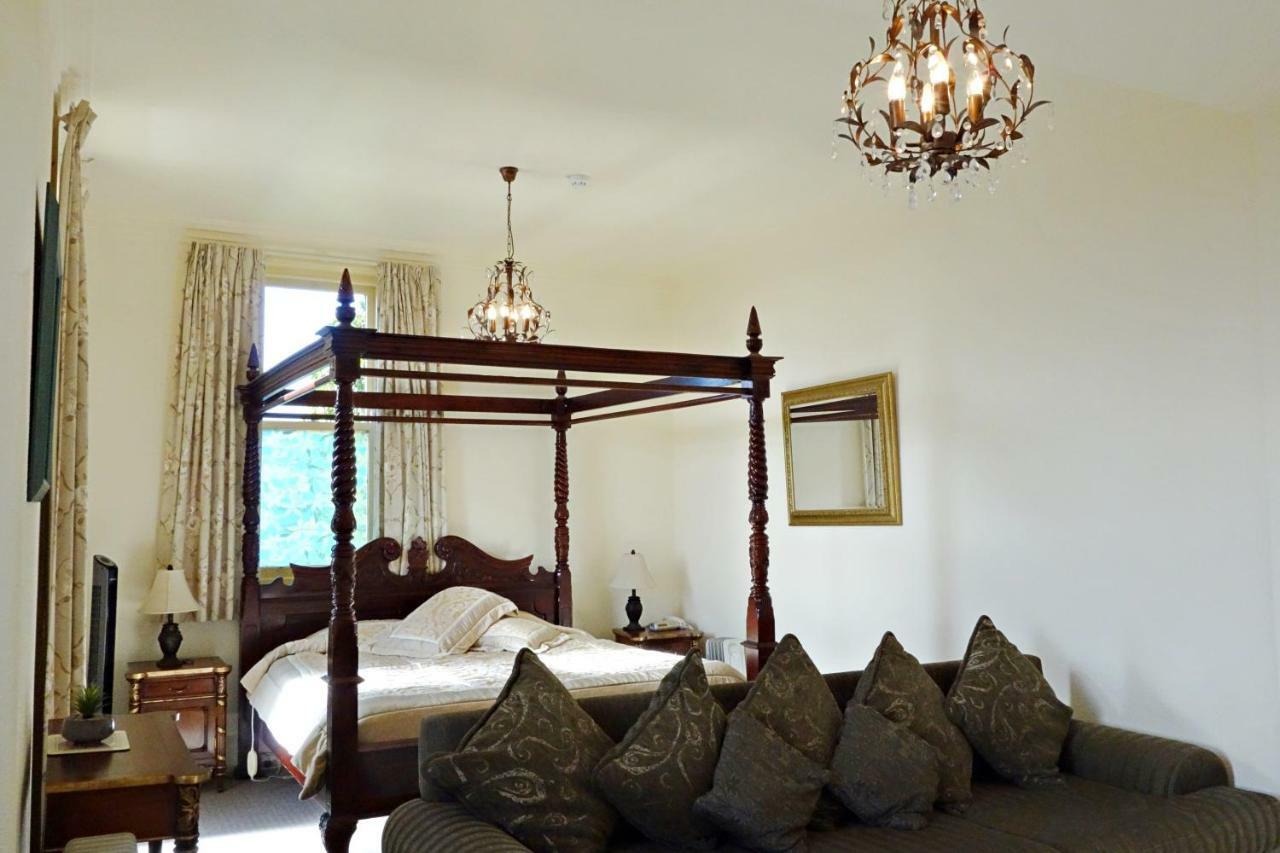 מלון הונטלי Manor Views Nz מראה חיצוני תמונה