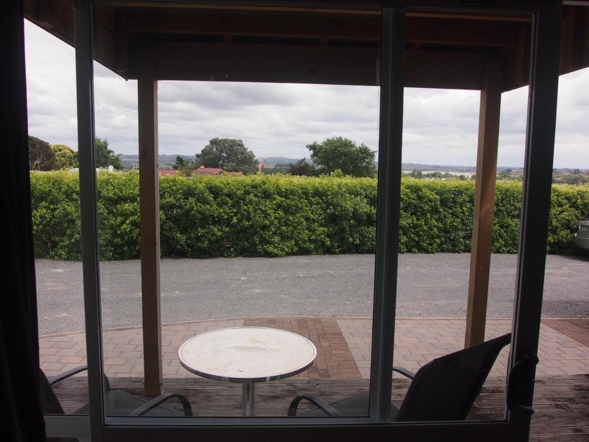 מלון הונטלי Manor Views Nz מראה חיצוני תמונה